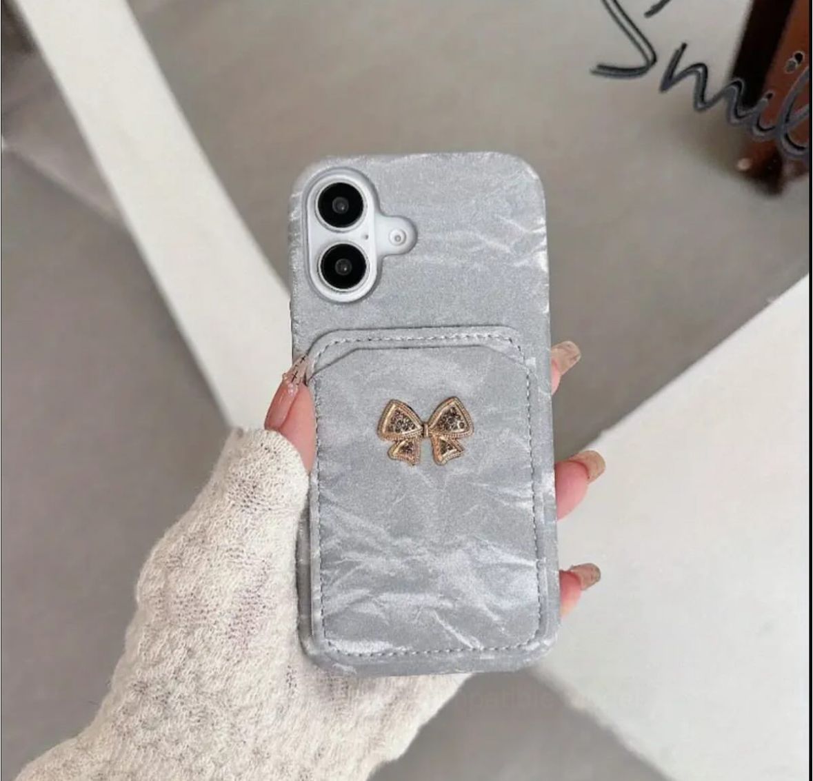 VelvetBloom BowCase ā iPhone