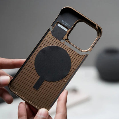 Ultra-Slim AeroFlex Leather Case with MagSafe - iPhone