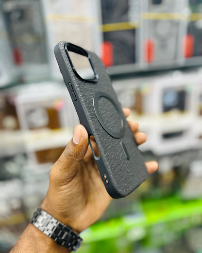 StealthShield  MagSafe Leather Case - iPhone