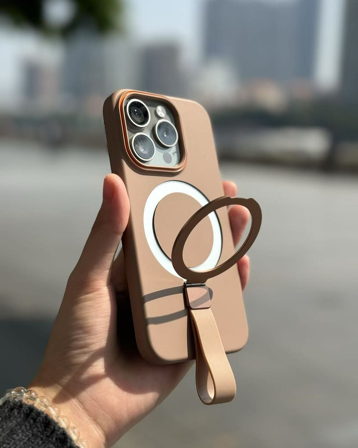 EdgeLock Strap Case with MagSafe Ring - iPhone